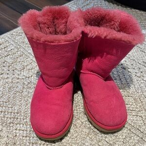 Ugg girls boots